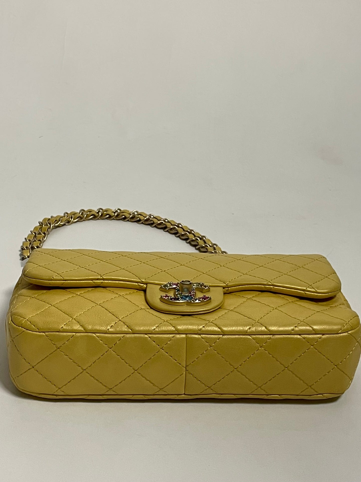 CHANEL yellow gold single flap bag