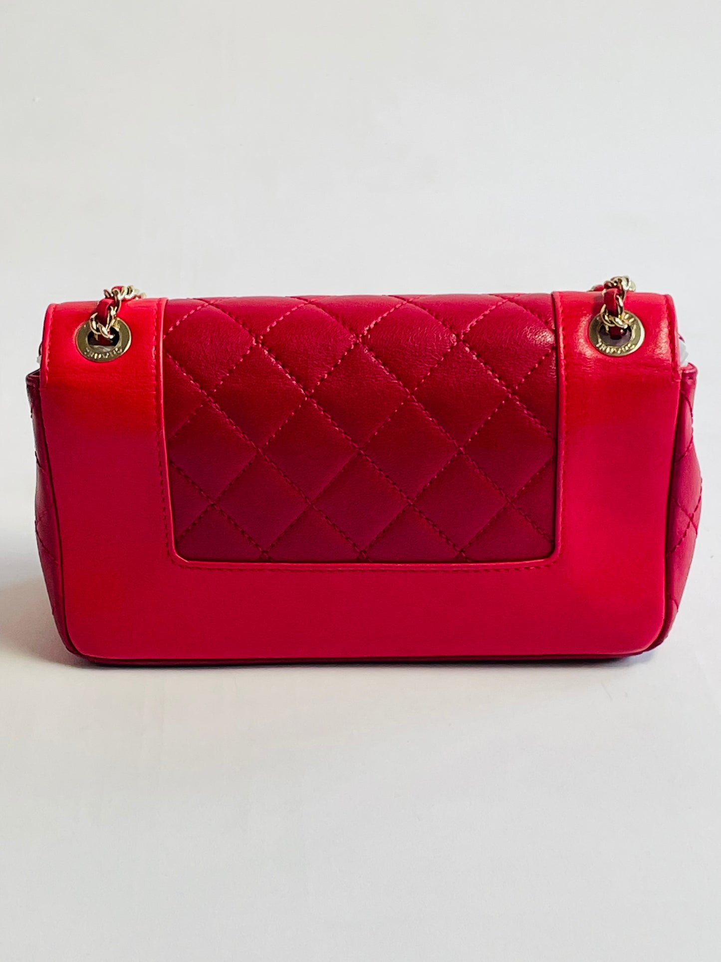 CHANEL sheep’s leather red crossbody bag