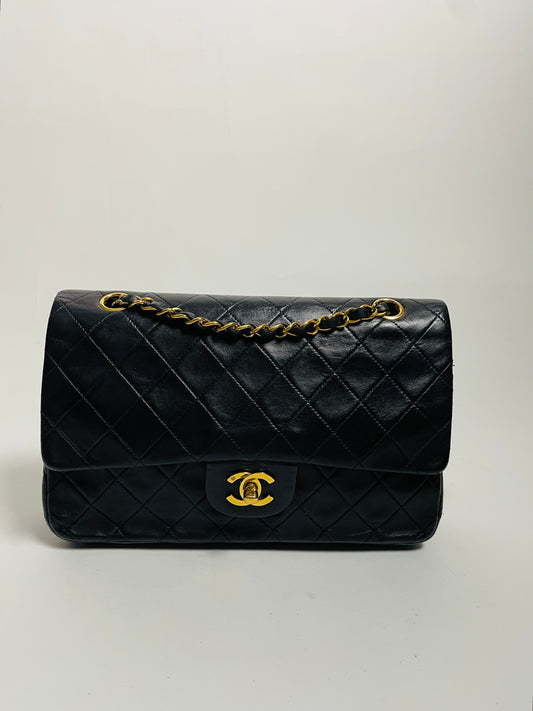 CHANEL medium double flap