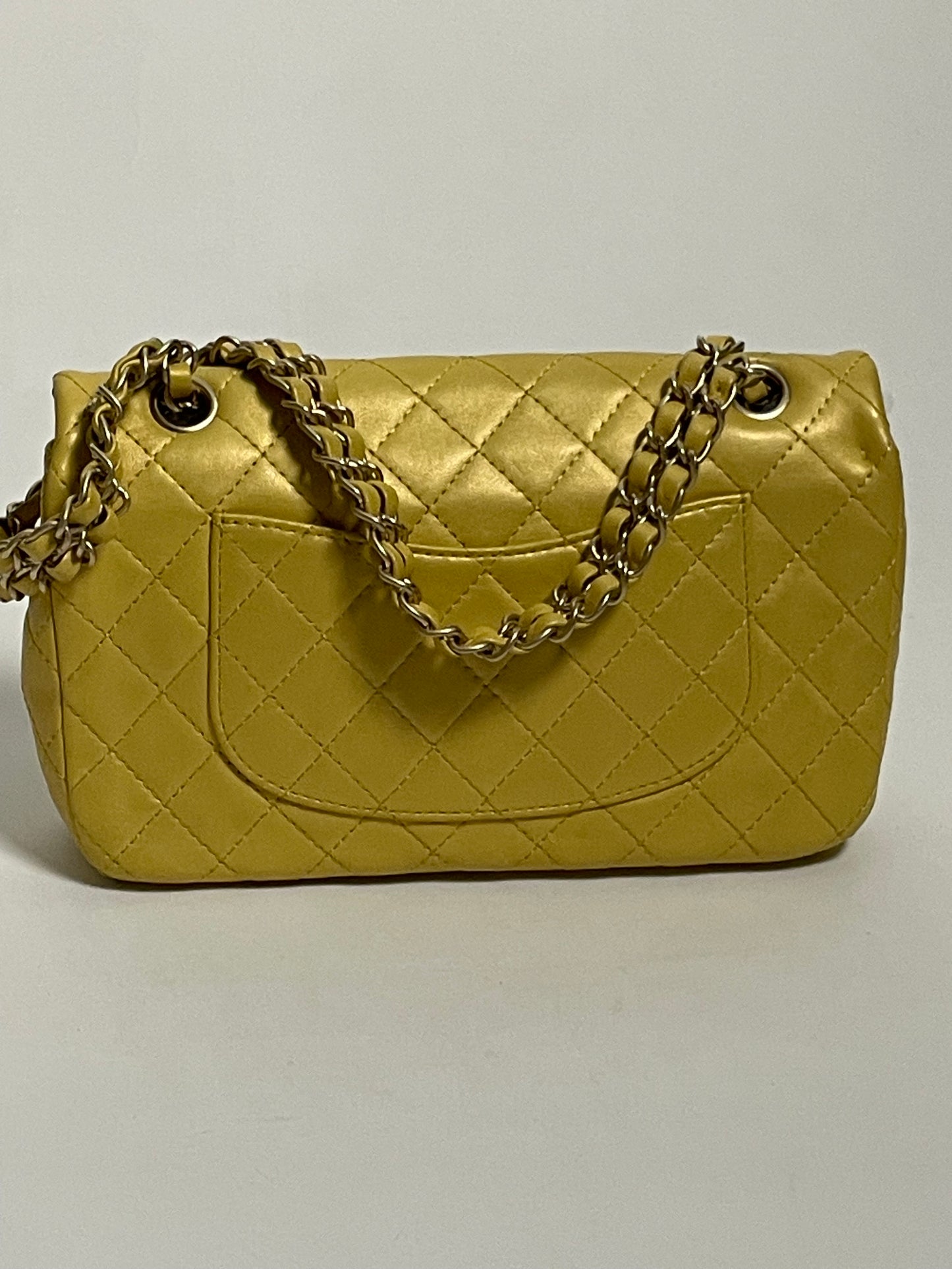 CHANEL yellow gold single flap bag