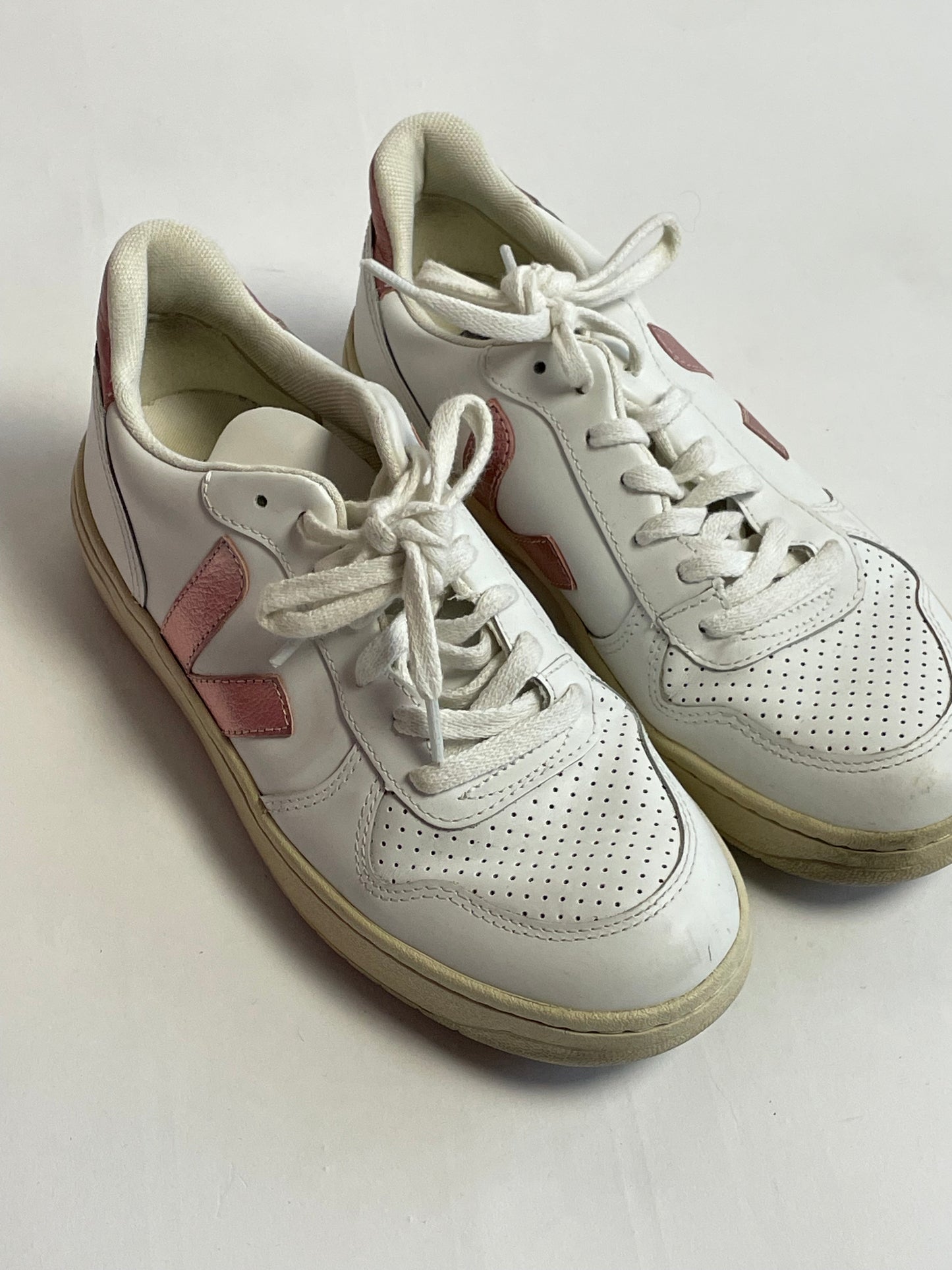 Veja sneakers