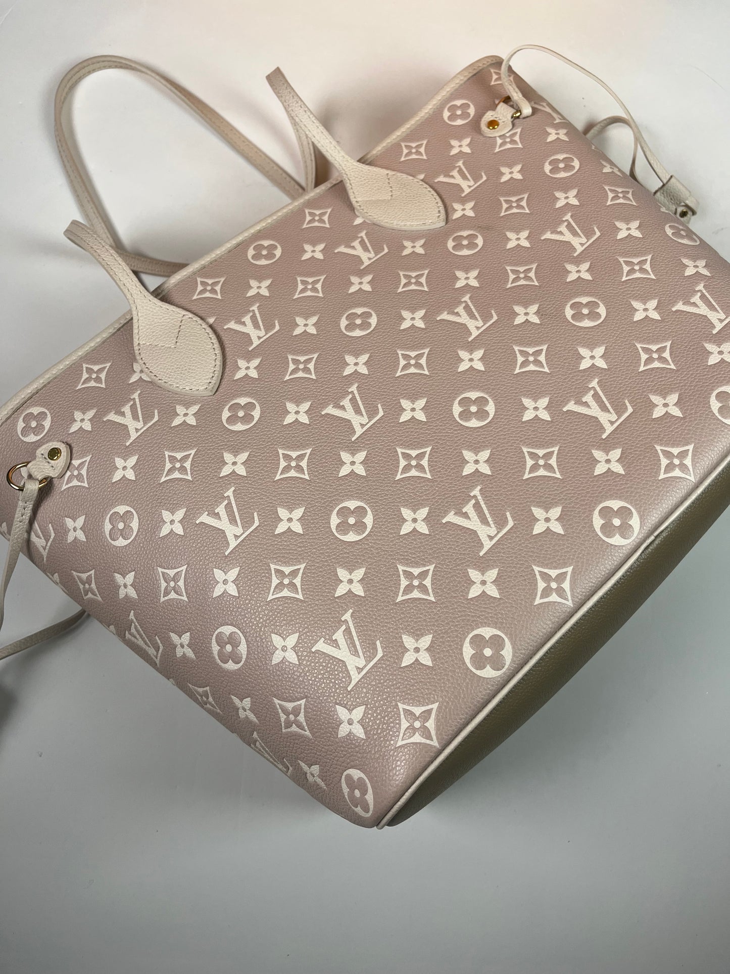 Louis Vuitton Neverfull MM