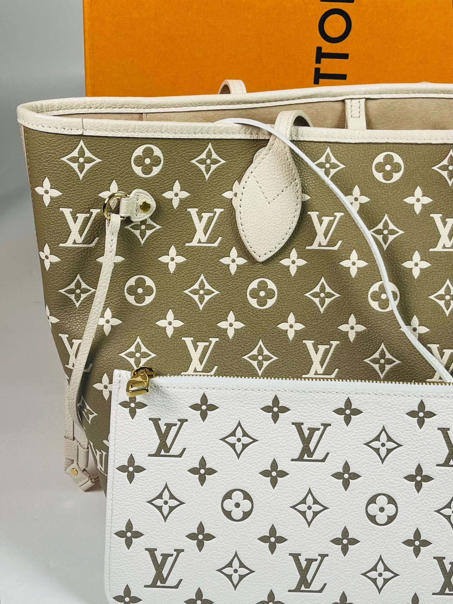 Louis Vuitton Neverfull MM