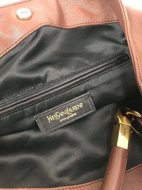 Yves Saint Laurent Roady